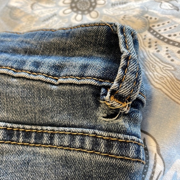 American Eagle Ultra High Rise Skinny Jeans - Picture 4 of 4